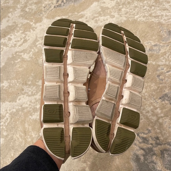 ON Cloud 5 Running Shoes |
Rosebrown / Fog — Women's Size 7 - Picture 7 of 9